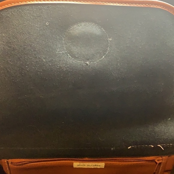 Oggi Domani Black tan crossbody bag. B92992C - Picture 7 of 8